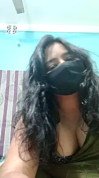 Snapshot of _MilkyBar chatting on February 15, 2025, 8:23 pm MilkyBar online show from February 15, 2025, 8:23 pm