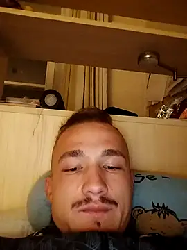 frankthefuck69 online show from November 12, 2025, 9:07 pm