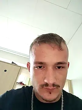 frankthefuck69 online show from November 15, 2025, 10:08 am