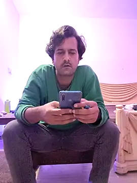 MAGNETICDADDY8 online show from March 23, 2026, 4:40 pm