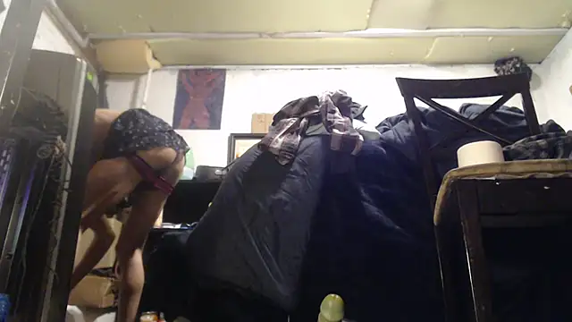 Snapshot of SadCatDaddy chatting on January 18, 2025, 10:17 pm SadCatDaddy online show from January 18, 2025, 10:17 pm