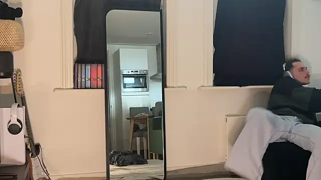 AlwaysHorneyxxx online show from March 8, 2026, 9:56 am