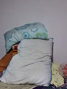 VDorseJHill6 online show from June 29, 2026, 6:42 am