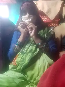 YourHotRandi online show from February 5, 2026, 6:26 pm