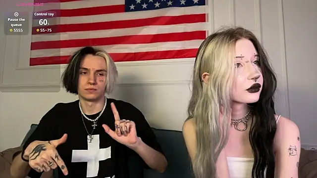 Snapshot of VeryRare_TwinS chatting on March 13, 2026, 12:15 am VeryRare TwinS online show from March 13, 2026, 12:15 am