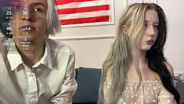 Snapshot of VeryRare_TwinS chatting on February 17, 2026, 9:56 pm VeryRare TwinS online show from February 17, 2026, 9:56 pm