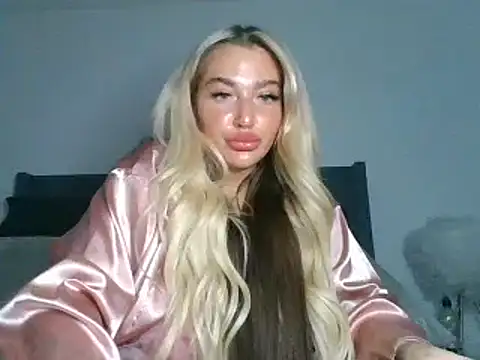 Snapshot of TastyTiffanyy chatting on January 15, 2025, 6:40 pm TastyTiffanyy online show from January 15, 2025, 6:40 pm