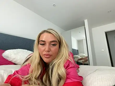 Snapshot of TastyTiffanyy chatting on March 5, 2025, 4:02 pm TastyTiffanyy online show from March 5, 2025, 4:02 pm