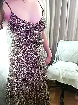 Snapshot of Angelnirvanaa chatting on July 15, 2026, 8:32 am Angelnirvanaa online show from July 15, 2026, 8:32 am