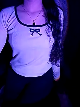 Snapshot of Angelnirvanaa chatting on November 7, 2025, 12:21 pm Angelnirvanaa online show from November 7, 2025, 12:21 pm