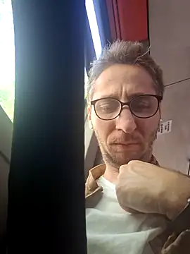HoundingIniquity online show from June 8, 2026, 4:24 am