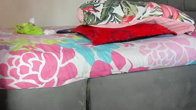 crazyangelita65 online show from January 10, 2025, 9:20 pm