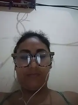 acuarela online show from January 13, 2025, 9:20 pm