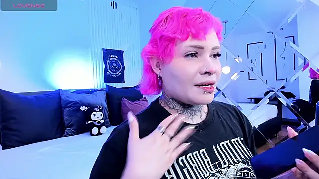 jinxv nuss online show from April 21, 2026, 2:03 am