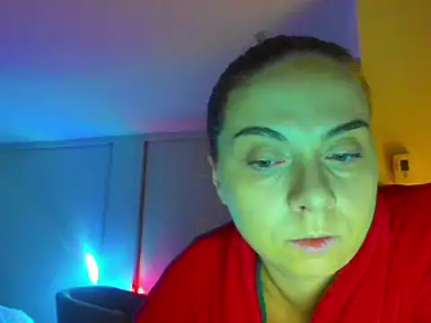 Snapshot of HappyIva chatting on February 11, 2025, 8:05 am HappyIva online show from February 11, 2025, 8:05 am