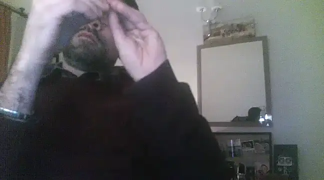 Snapshot of Patrickhound chatting on March 3, 2025, 1:28 am Patrickhound online show from March 3, 2025, 1:28 am