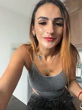 Snapshot of Samantha_bigboobs chatting on April 20, 2026, 7:15 pm Samantha bigboobs online show from April 20, 2026, 7:15 pm