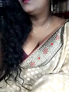 Snapshot of YERY_HOT chatting on October 10, 2025, 5:25 pm YERY HOT online show from October 10, 2025, 5:25 pm