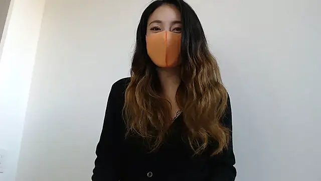 Snapshot of Mary-JP chatting on January 14, 2025, 4:04 am Mary-JP online show from January 14, 2025, 4:04 am