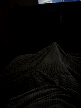 Snapshot of Stripchat2008 chatting on November 20, 2025, 9:32 am Stripchat2008 online show from November 20, 2025, 9:32 am