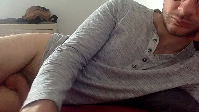 Snapshot of coquin5995 chatting on March 22, 2025, 7:04 am coquin5995 online show from March 22, 2025, 7:04 am