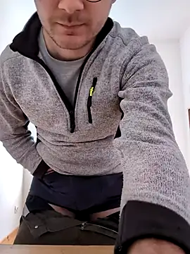 Snapshot of coquin5995 chatting on October 30, 2025, 9:40 am coquin5995 online show from October 30, 2025, 9:40 am