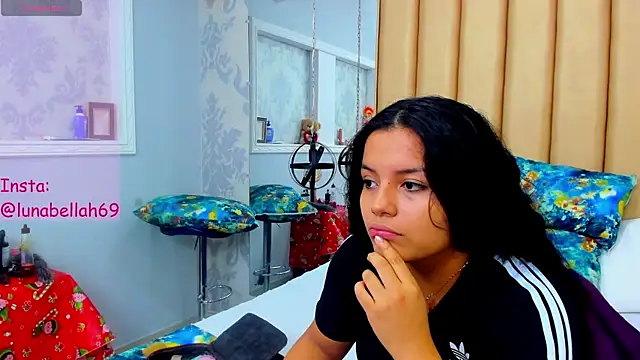 Snapshot of KonyBell chatting on March 15, 2025, 12:56 pm KonyBell online show from March 15, 2025, 12:56 pm