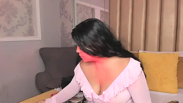 Snapshot of KonyBell chatting on September 12, 2025, 10:59 am KonyBell online show from September 12, 2025, 10:59 am