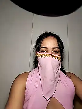 lucianamorales online show from February 1, 2025, 4:03 am