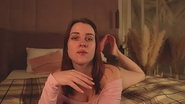 Snapshot of EllieGarson chatting on March 4, 2026, 5:31 pm EllieGarson online show from March 4, 2026, 5:31 pm