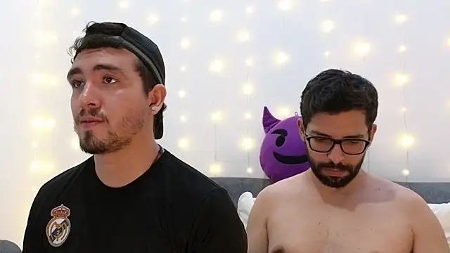 Snapshot of ErickBrant chatting on March 21, 2025, 3:12 am ErickBrant online show from March 21, 2025, 3:12 am