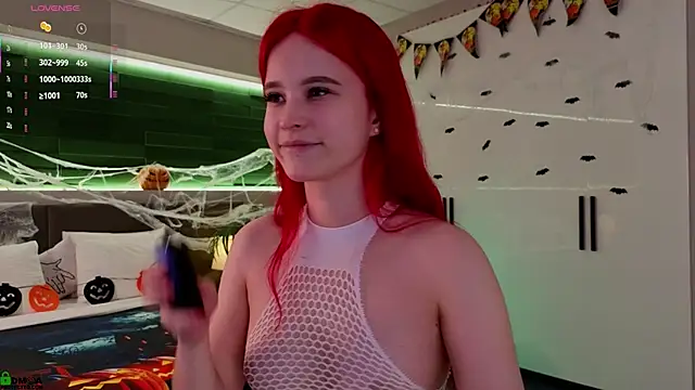 Rina Red online show from November 2, 2025, 1:32 am