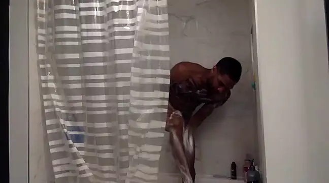 Snapshot of mileshighclub420 chatting on February 14, 2025, 6:08 pm mileshighclub420 online show from February 14, 2025, 6:08 pm