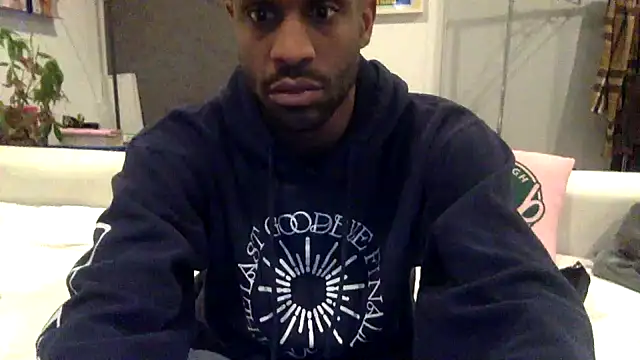 Snapshot of mileshighclub420 chatting on January 7, 2025, 1:49 am mileshighclub420 online show from January 7, 2025, 1:49 am