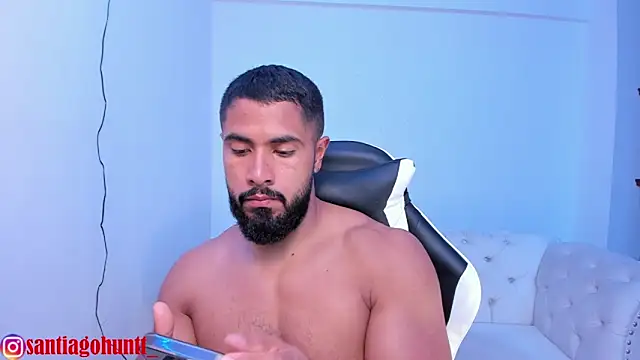 Snapshot of Santiago_huntt chatting on March 19, 2025, 8:54 pm Santiago huntt online show from March 19, 2025, 8:54 pm