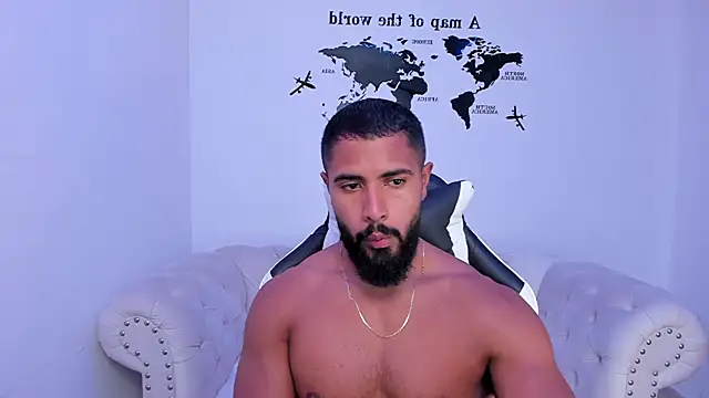 Snapshot of Santiago_huntt chatting on September 13, 2025, 12:49 pm Santiago huntt online show from September 13, 2025, 12:49 pm