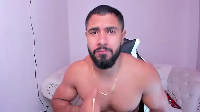 Snapshot of Santiago_huntt chatting on February 21, 2025, 12:38 pm Santiago huntt online show from February 21, 2025, 12:38 pm