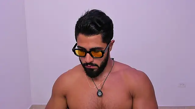 Santiago huntt online show from April 23, 2026, 8:32 pm