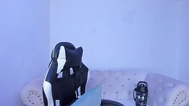 Snapshot of Santiago_huntt chatting on October 31, 2025, 9:11 pm Santiago huntt online show from October 31, 2025, 9:11 pm