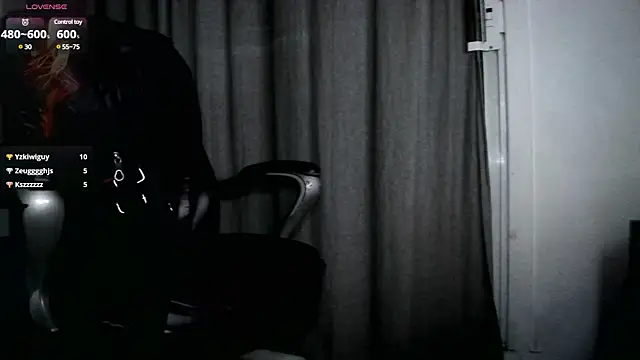 Snapshot of Marcolatin38 chatting on February 9, 2025, 10:09 am Marcolatin38 online show from February 9, 2025, 10:09 am