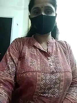 Snapshot of priyancyfun chatting on November 21, 2025, 5:01 pm priyancyfun online show from November 21, 2025, 5:01 pm