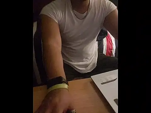 Snapshot of pitorico_bb chatting on December 19, 2025, 2:26 am pitorico bb online show from December 19, 2025, 2:26 am