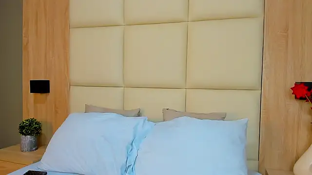 Snapshot of antonella_cutie_ chatting on October 15, 2025, 12:35 pm antonella cutie online show from October 15, 2025, 12:35 pm