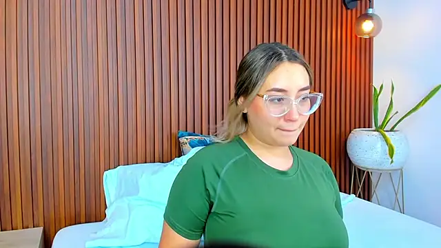 Snapshot of antonella_cutie_ chatting on March 13, 2025, 7:17 pm antonella cutie online show from March 13, 2025, 7:17 pm