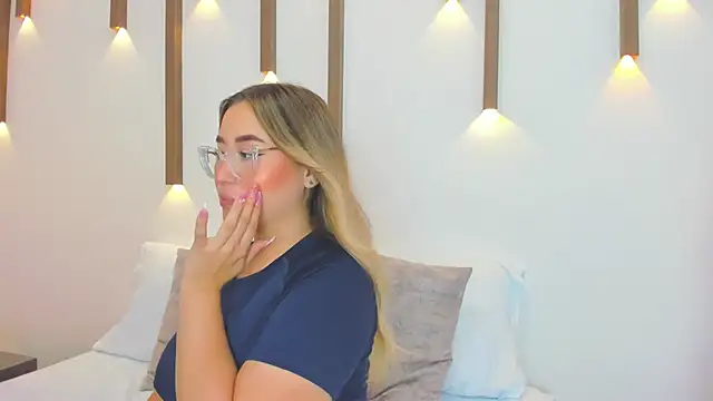 Snapshot of antonella_cutie_ chatting on March 10, 2025, 3:30 pm antonella cutie online show from March 10, 2025, 3:30 pm