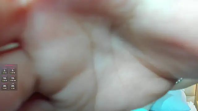 Snapshot of antonella_cutie_ chatting on October 7, 2025, 12:28 pm antonella cutie online show from October 7, 2025, 12:28 pm