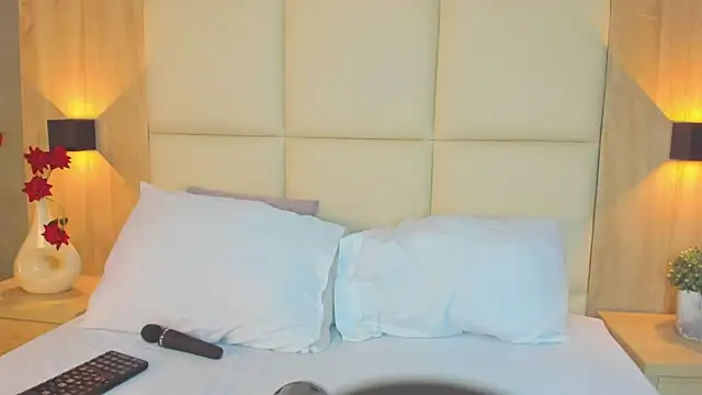 Snapshot of antonella_cutie_ chatting on July 7, 2026, 12:31 pm antonella cutie online show from July 7, 2026, 12:31 pm