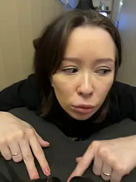 Snapshot of Alexandria_Balenciaga chatting on January 18, 2025, 2:23 pm Alexandria Balenciaga online show from January 18, 2025, 2:23 pm