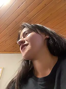 Snapshot of Camila_pinkk chatting on February 22, 2025, 5:13 pm Camila pinkk online show from February 22, 2025, 5:13 pm