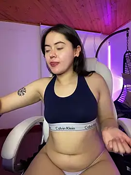 Camila pinkk online show from March 5, 2026, 2:46 pm